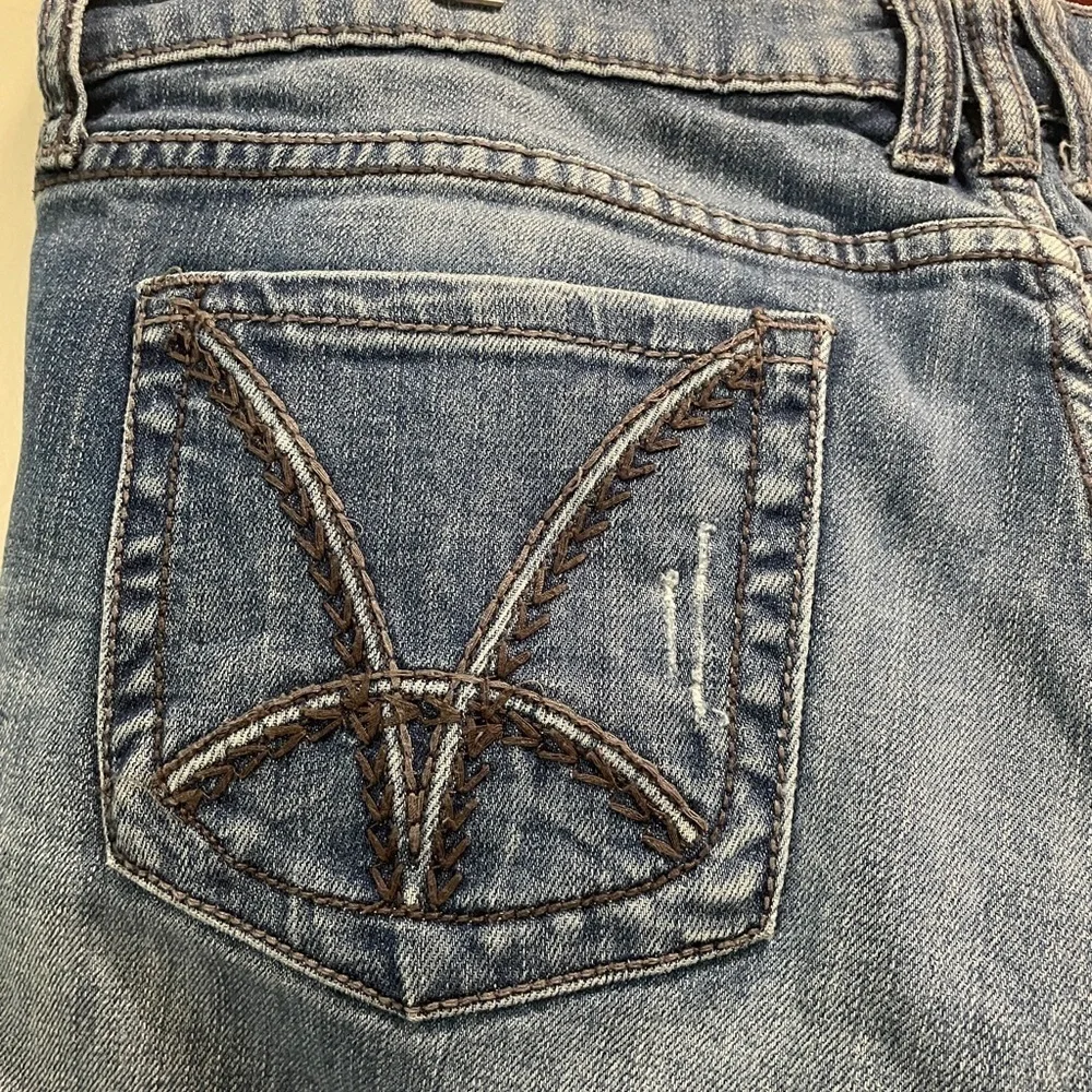 Kut from the Kloth Blue Straight Leg Jeans - Picture 15 of 16